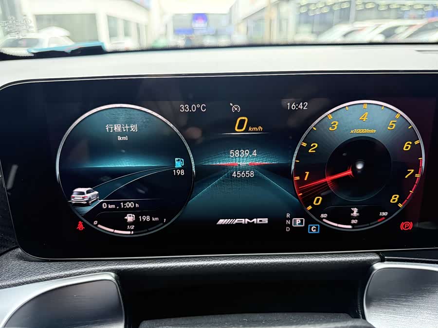 Mercedes-Benz GLB AMG 2021 car image #17