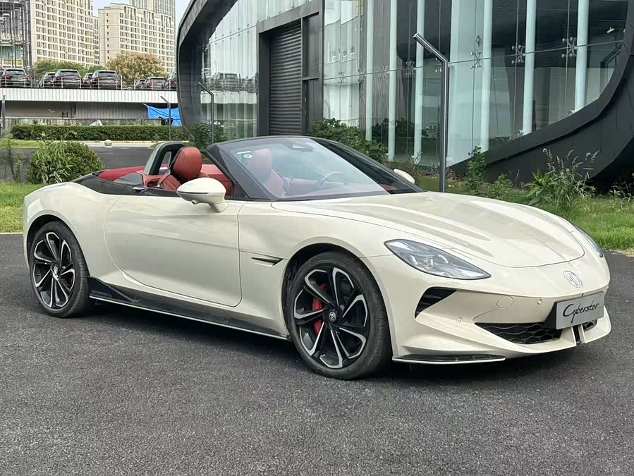 MG Cyberster car image #17