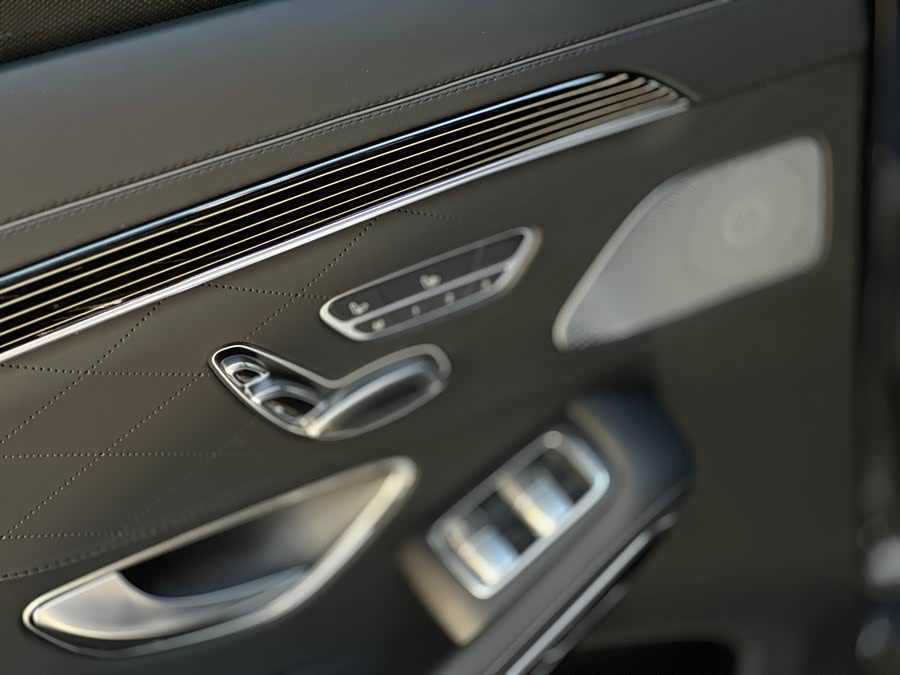 Mercedes-Benz S AMG 2020 image de voiture #17