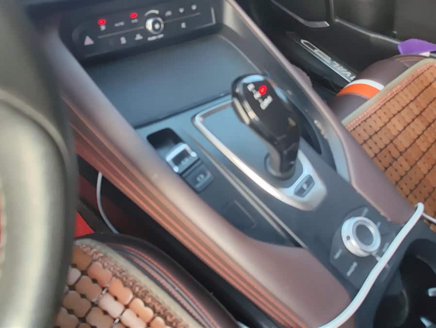 Haval F7x 2020 #17 Haval F7x 2020 car image #17