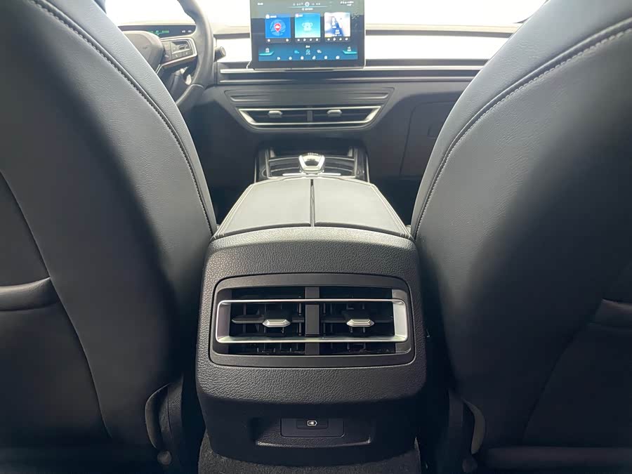 BYD Qin Pro New Energy 2020 immagine di auto #17