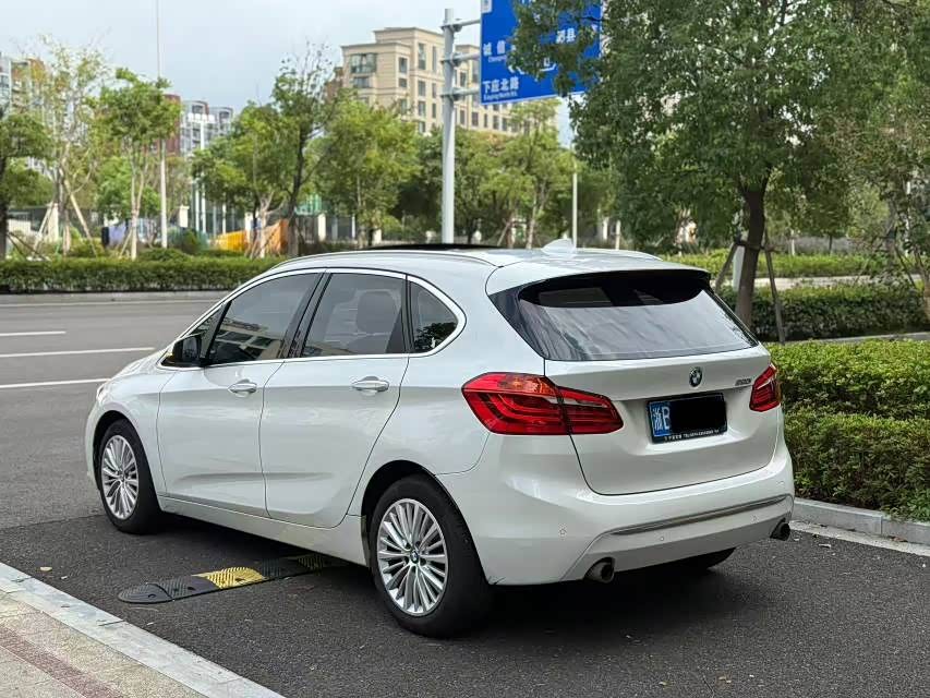 BMW 2 Series Tourer (Imported) 2015 car image #17