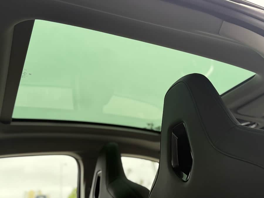 BMW 2 Series 2025 car image #17