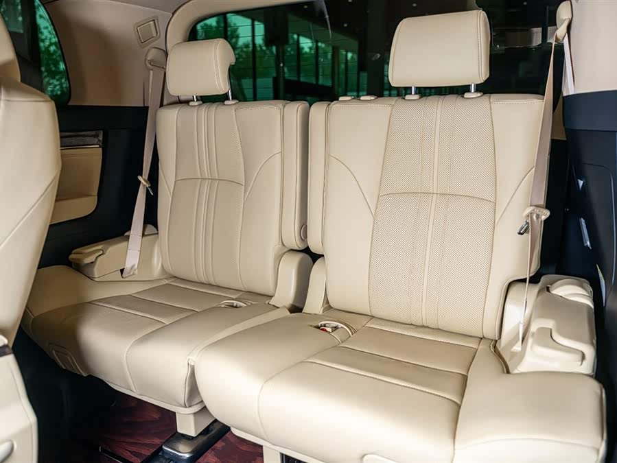 丰田 威尔法 2023 汽车图片 #17