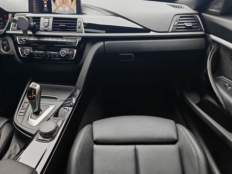 BMW 3 Series GT 2020 #17 BMW 3 Series GT 2020 immagine di auto #17