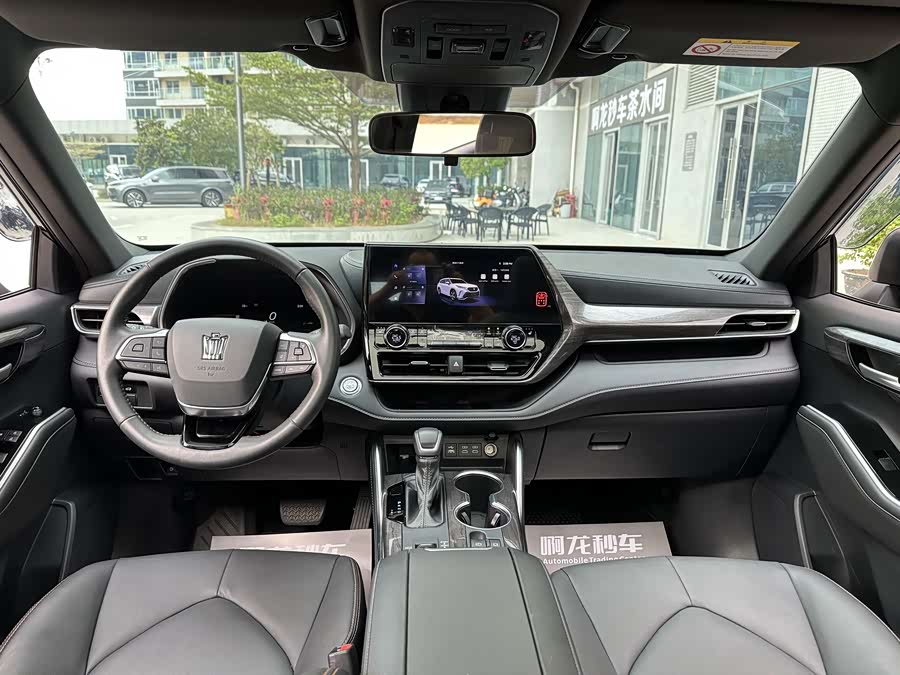 Toyota Crown Kluger 2025 car image #17