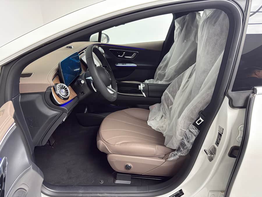 Mercedes-Benz EQE Class 2025 #17 Mercedes-Benz EQE Class 2025 immagine di auto #17