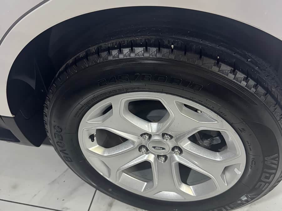 Ford Edge (Imported) 2015 صورة سيارة #17