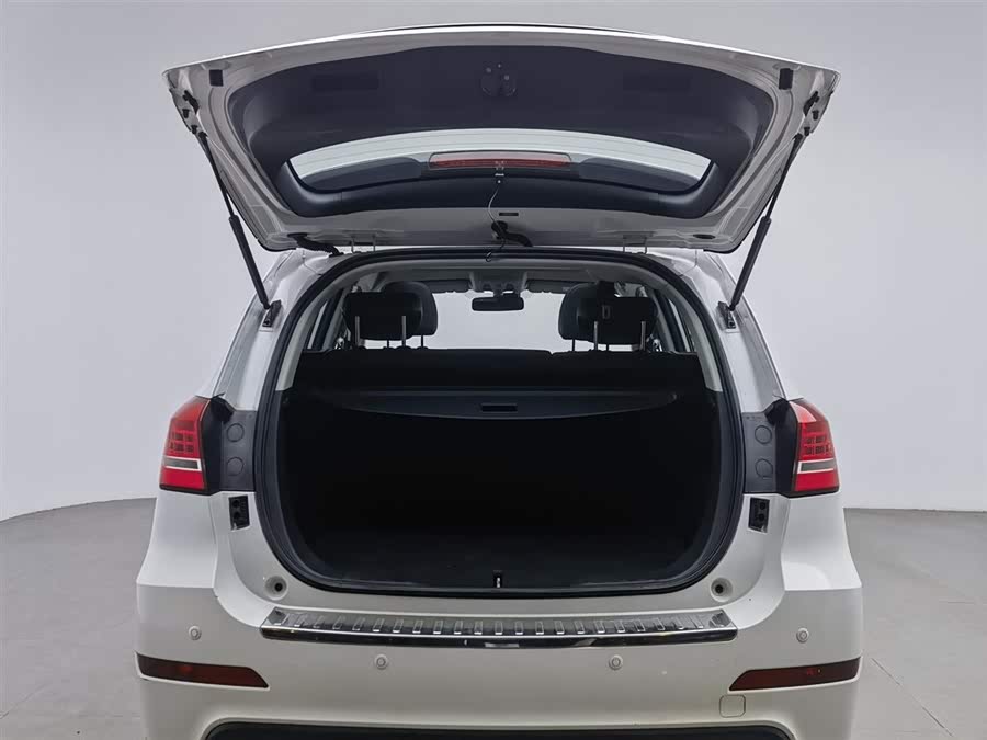 Haval H2 2017 car image #17