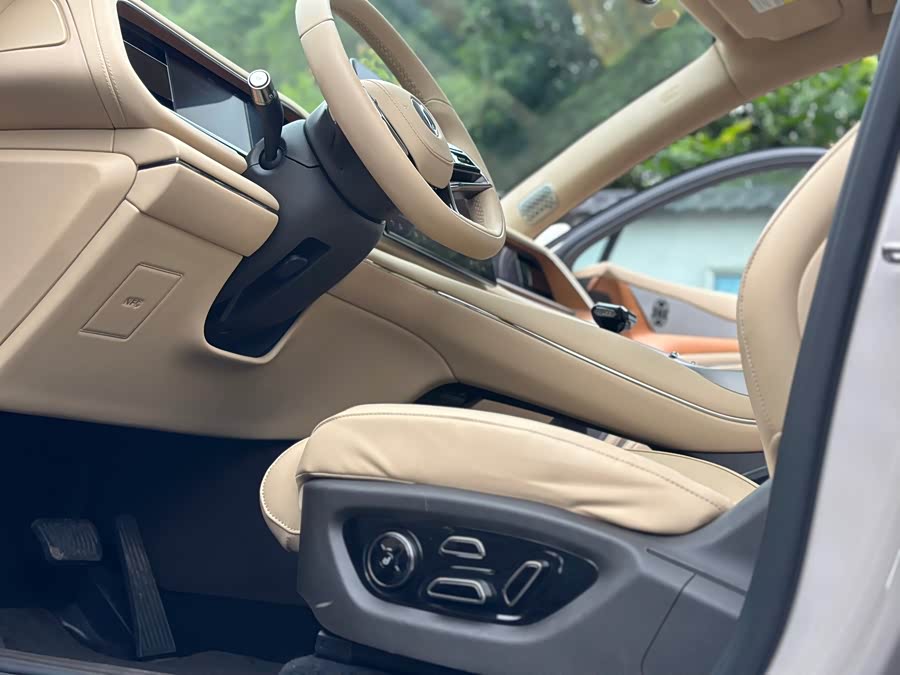 Denza N7 2023 صورة سيارة #17