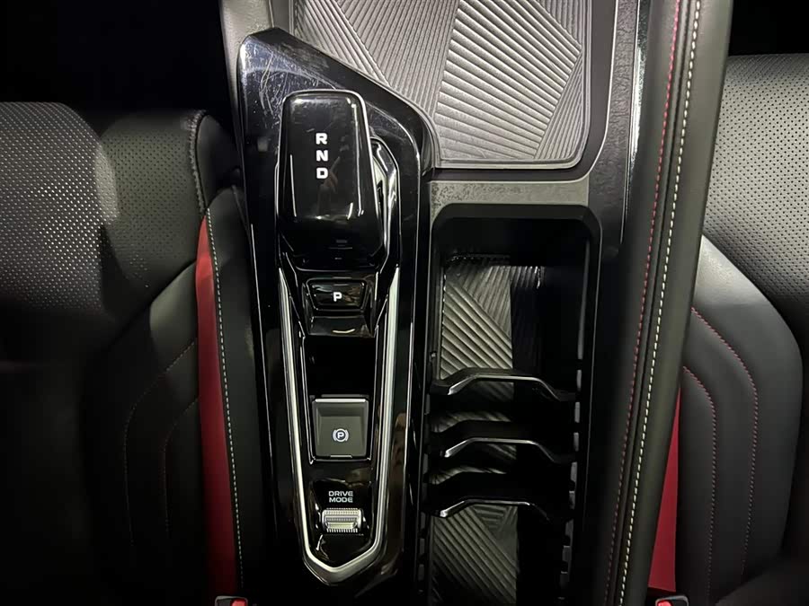 GEELY Coolray 2023 #17 GEELY Coolray 2023 car image #17