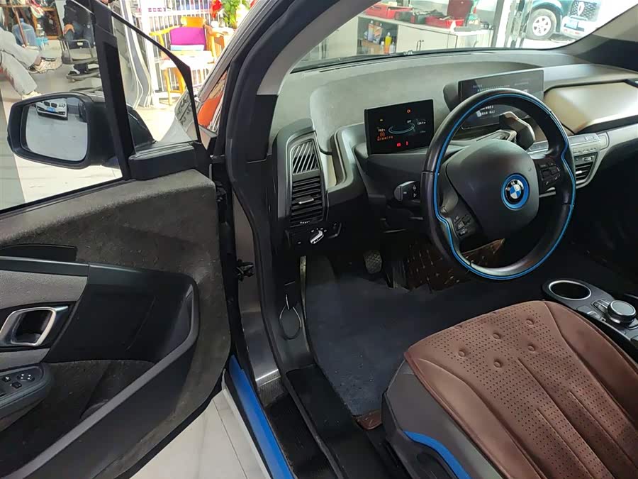 BMW i3 (Imported) 2018 #17 BMW i3 (Imported) 2018 car image #17