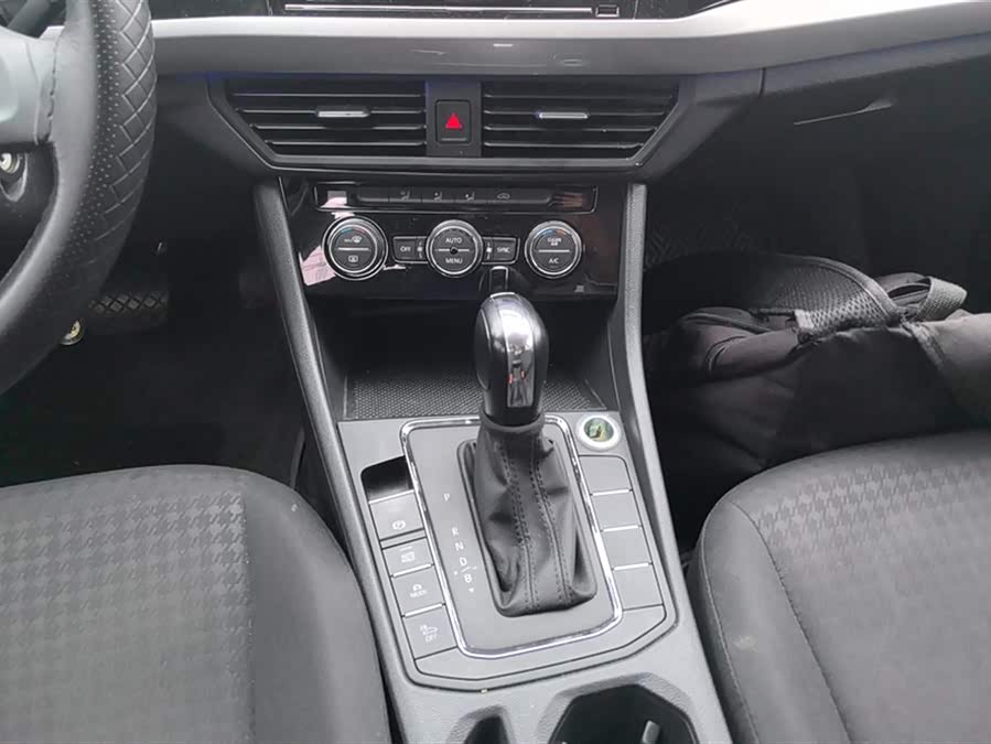 Volkswagen Bora Pure Electric 2021 صورة سيارة #17