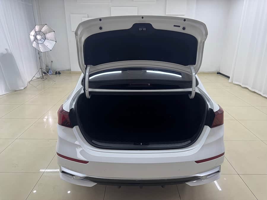 起亚 起亚K3 2022 汽车图片 #17