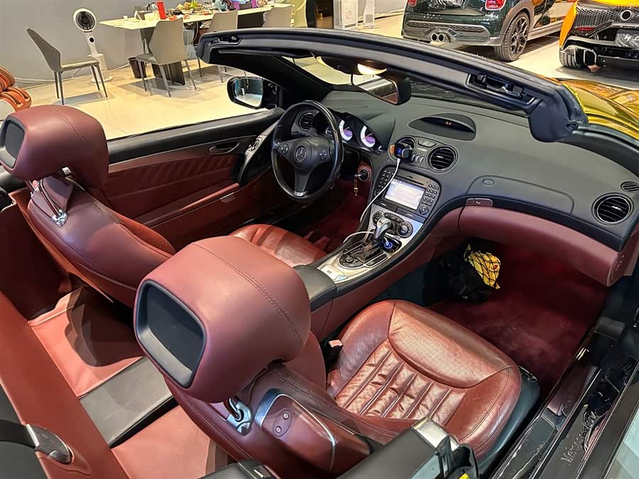 Mercedes-Benz SL Class 2012 car image #17