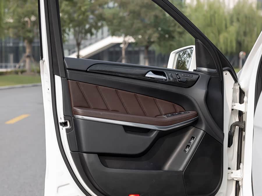 Mercedes-Benz GL AMG 2015 #17 Mercedes-Benz GL AMG 2015 изображение автомобиля #17