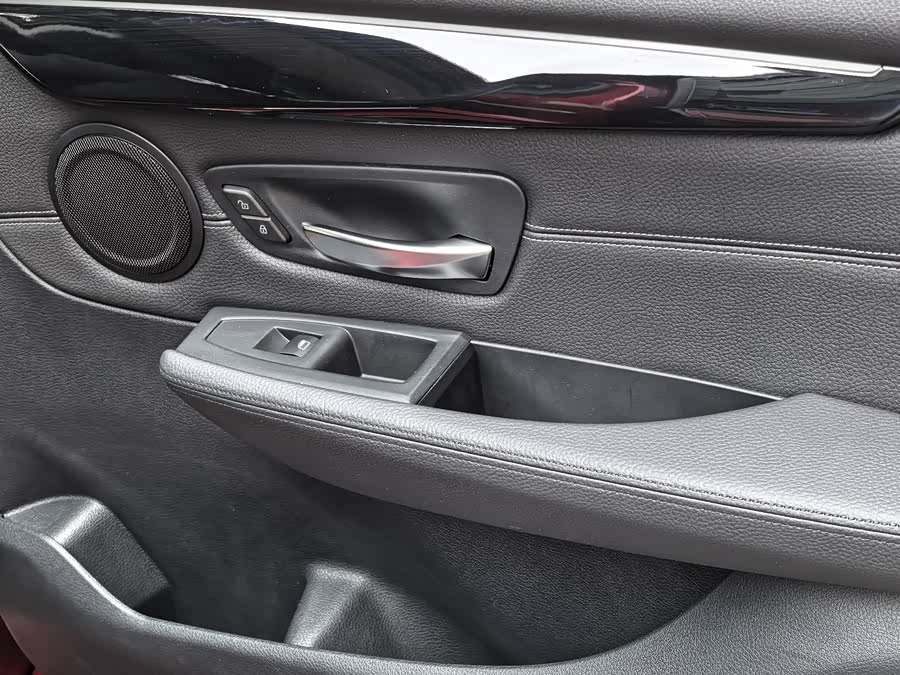 BMW 2 Series Tourer (Imported) 2014 immagine di auto #17