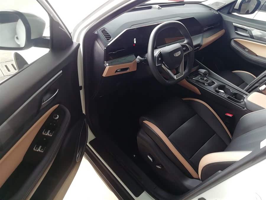 GEELY OkavangoPRO 2025 immagine di auto #17