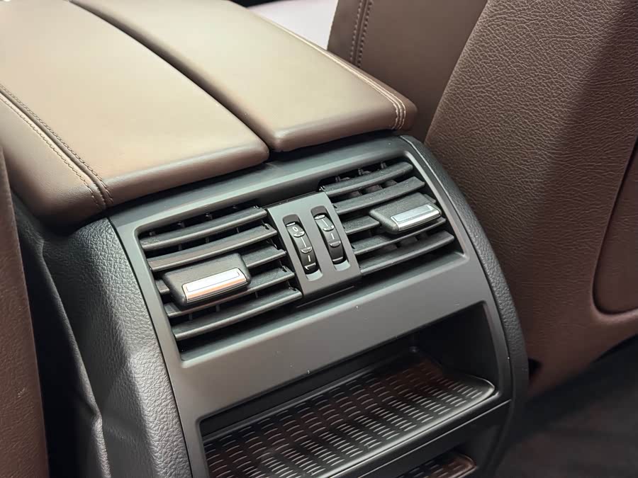 BMW 5 Series 2016 #17 BMW 5 Series 2016 car image #17