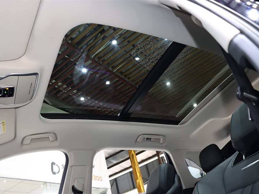 HongQi HS3 2024 immagine di auto #17