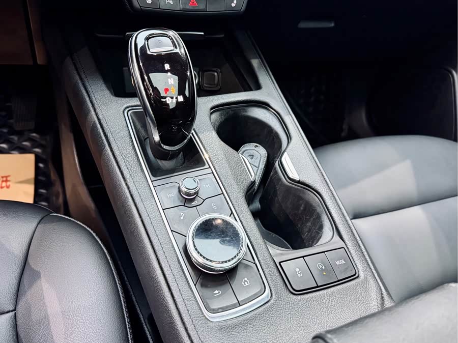 2020 immagine di auto #17