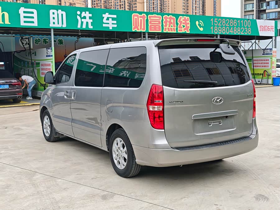 Hyundai H-1 2013 #17 Hyundai H-1 2013 car image #17