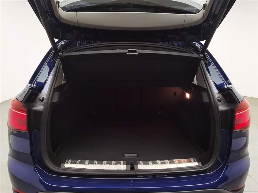 BMW X1 New Energy 2019 car image #17