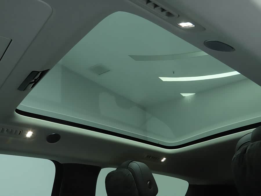 理想汽车 理想MEGA 2024 汽车图片 #17