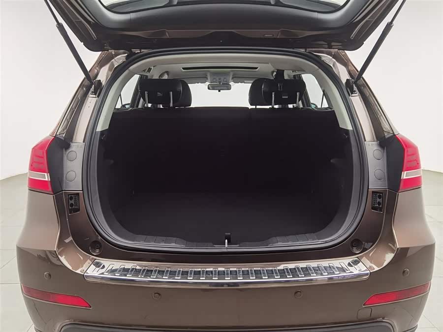 Haval H2 2016 #17 Haval H2 2016 car image #17