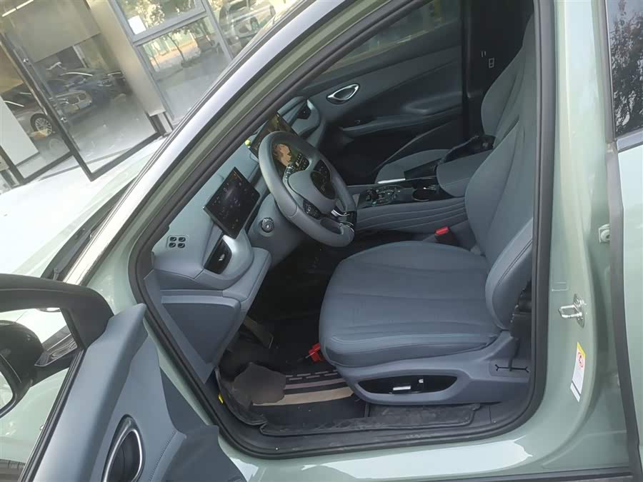 BYD Seal 06GT 2025 car image #17