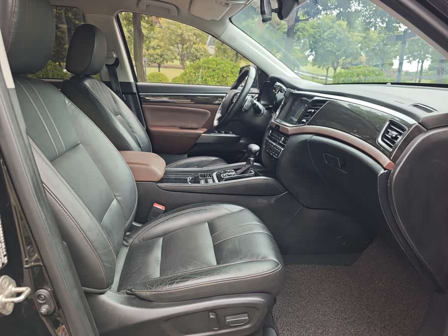 GAC Trumpchi GS8 2017 car image #17