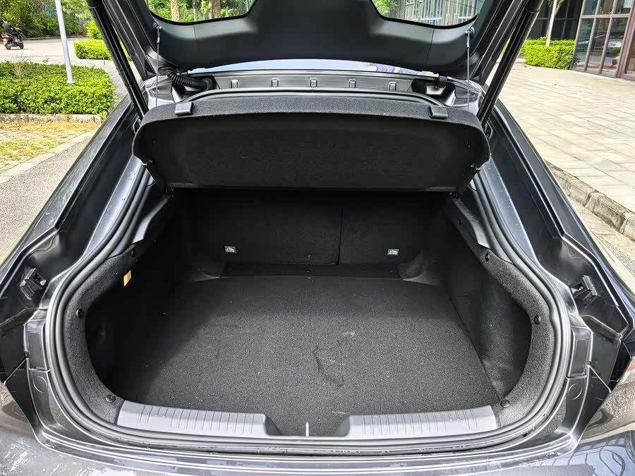 Changan UNI-V iDD 2025 #17 Changan UNI-V iDD 2025 car image #17