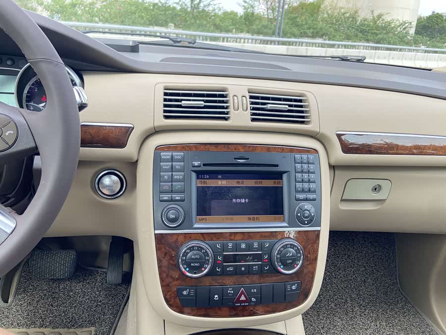 Mercedes-Benz R Class 2013 #17 Mercedes-Benz R Class 2013 car image #17