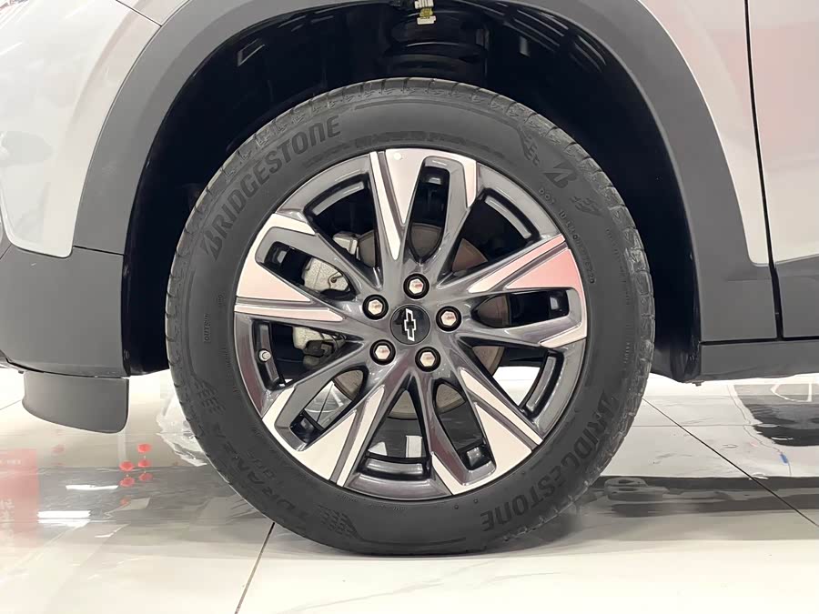 Chevrolet Tracker 2022 car image #17