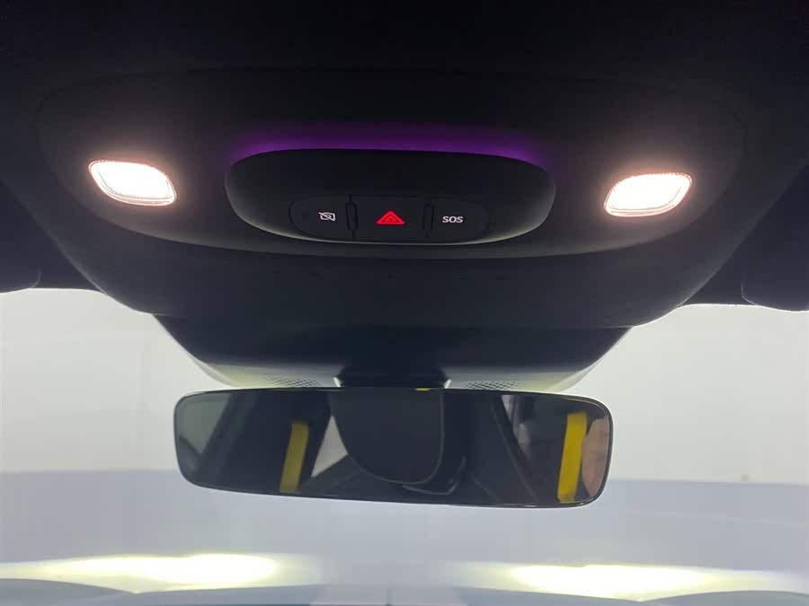 MI SU7 Ultra 2025 car image #17