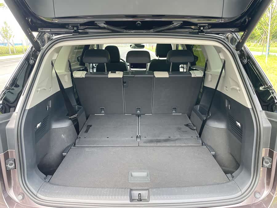 Volkswagen ID.6 Crozz 2021 car image #17