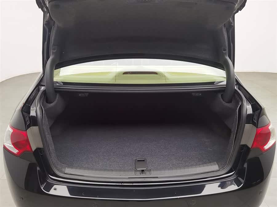 Honda Spirior 2012 car image #17