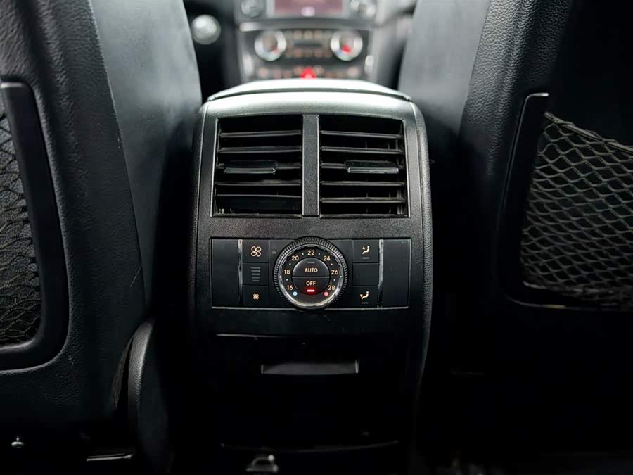 Mercedes-Benz M AMG 2010 #17 Mercedes-Benz M AMG 2010 image de voiture #17