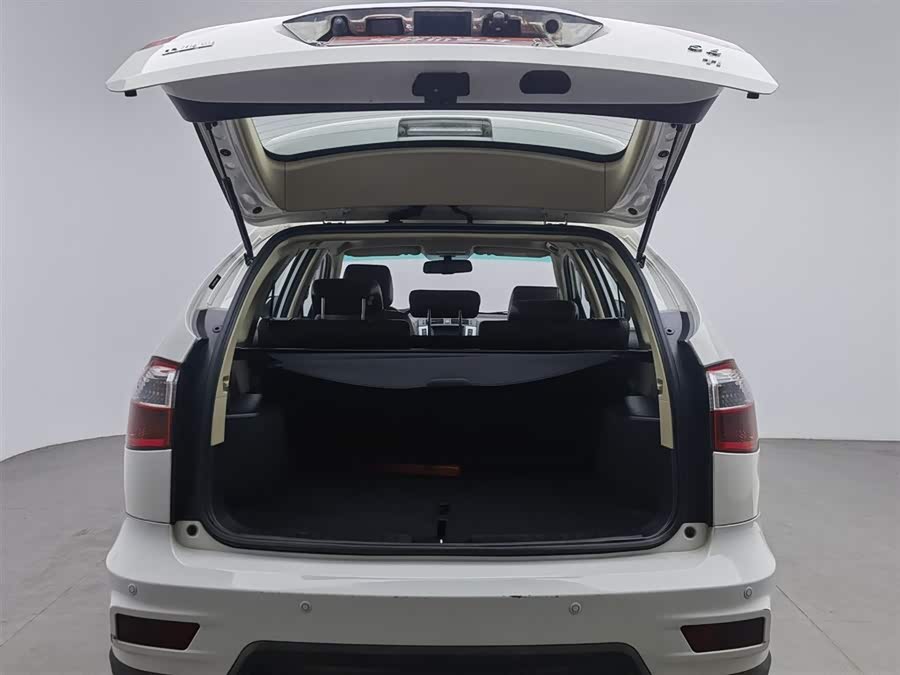 BYD S6 2016 car image #17