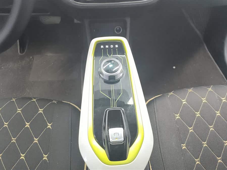 Changan BenBen E-Star 2022 car image #17