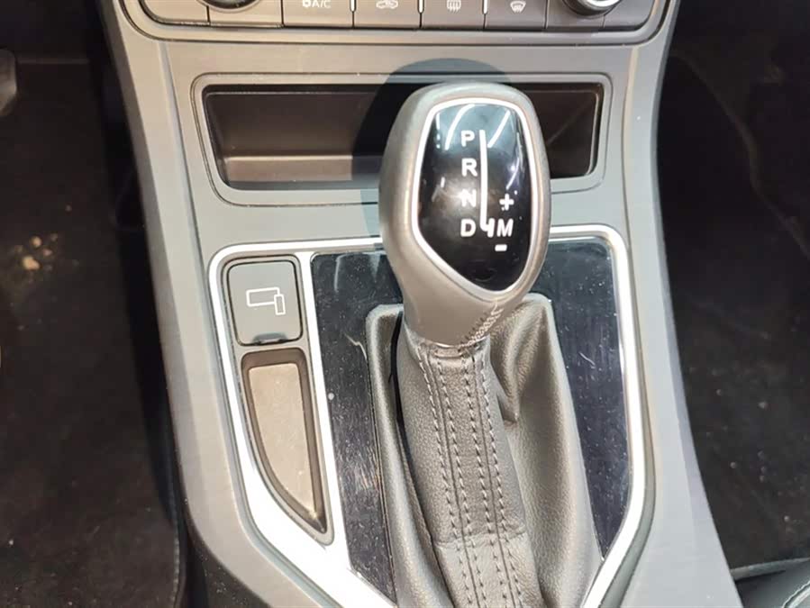 GEELY Vision 2021 image de voiture #17