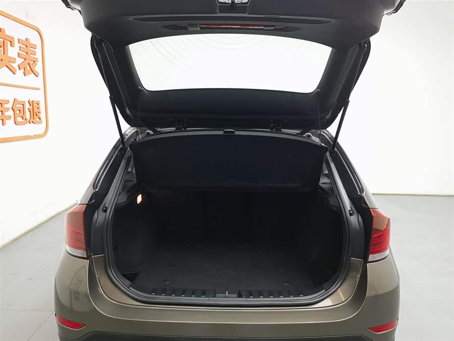 BMW X1 (Imported) 2013 car image #17