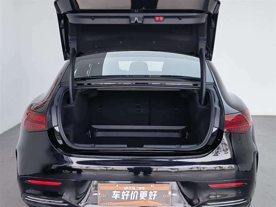 Mercedes-Benz EQE Class 2023 car image #17