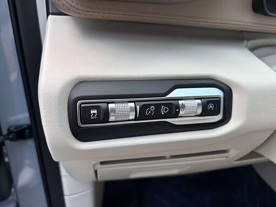 GEELY ICON 2021 car image #17