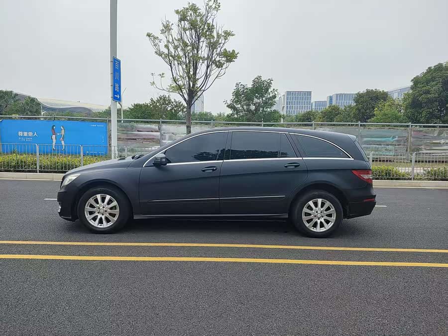 Mercedes-Benz R Class 2012 #17 Mercedes-Benz R Class 2012 car image #17