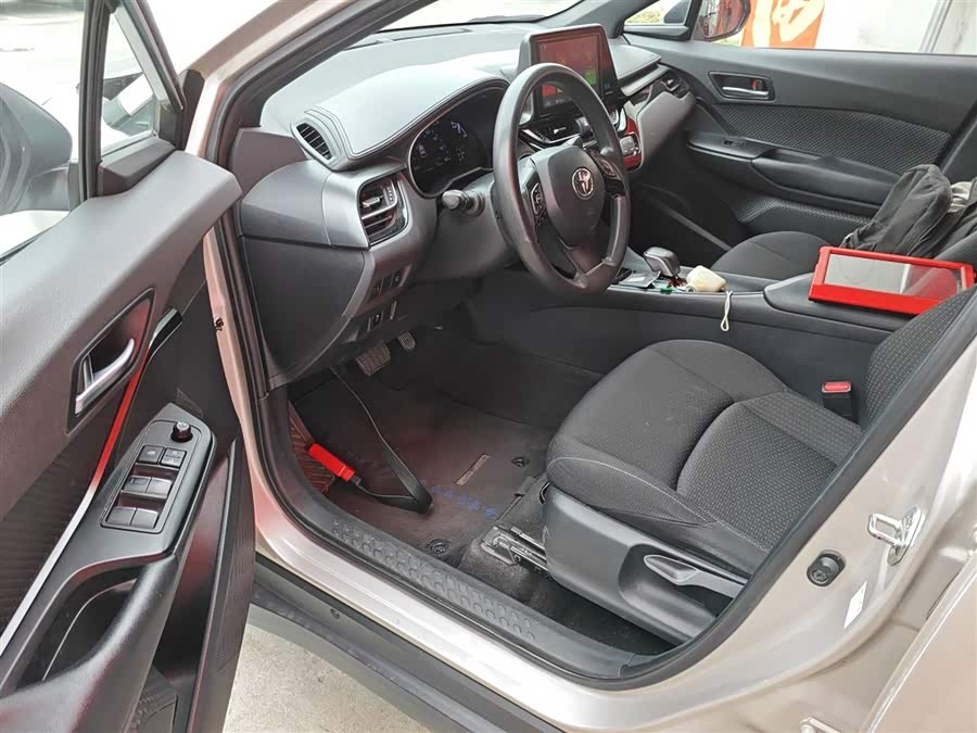 Toyota C-HR EV 2021 imagen de coche #17