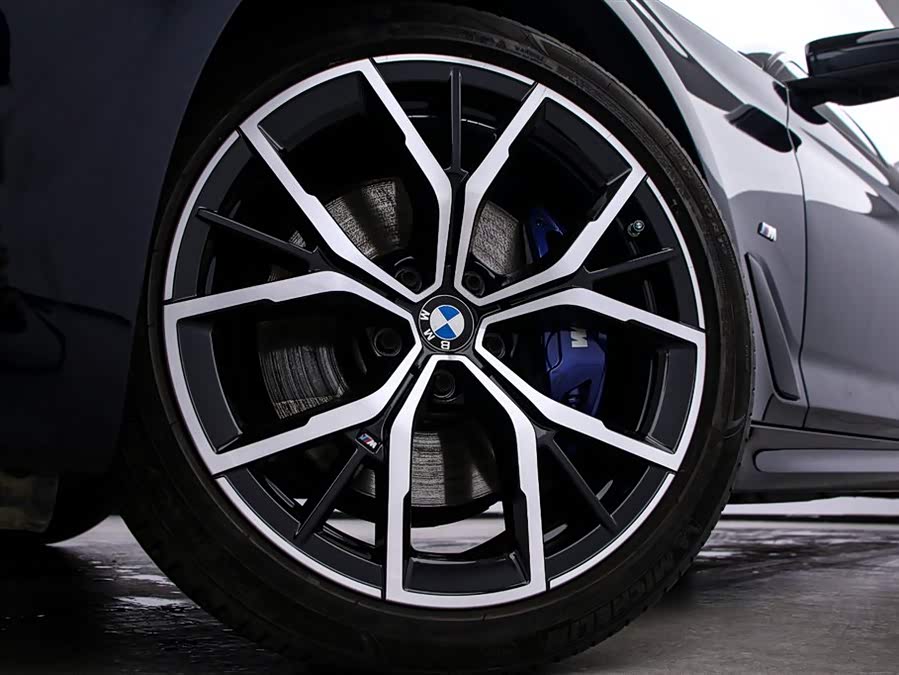 BMW 5 Series (Imported) 2021 car image #17