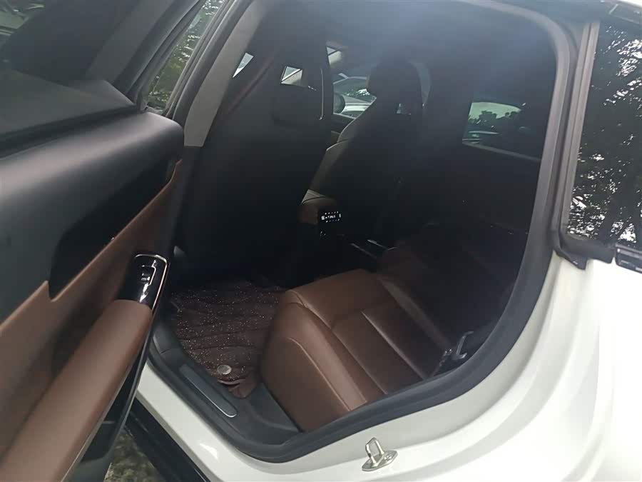 零跑汽车 零跑C01 2023 汽车图片 #17