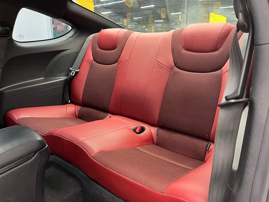 Hyundai Rohens-Coupe 2014 car image #17