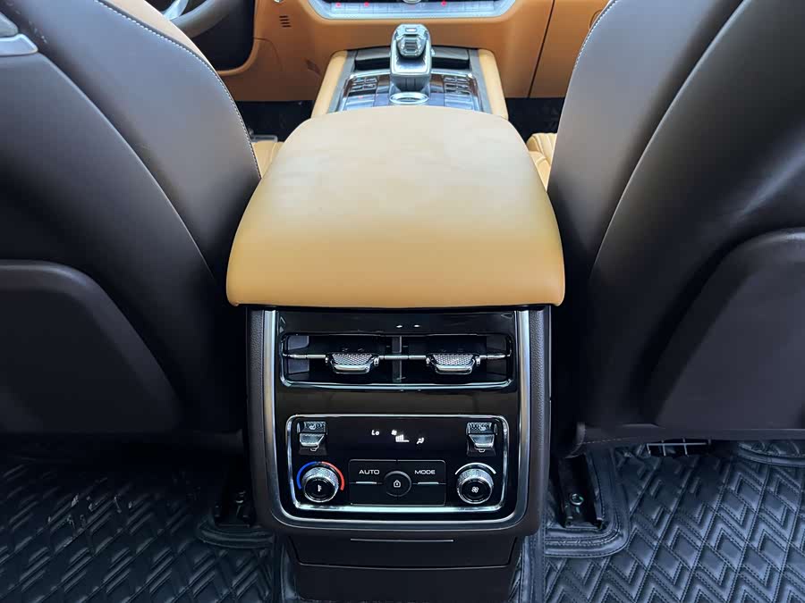 Tank 500 New Energy 2024 #17 Tank 500 New Energy 2024 car image #17